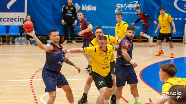 Fot. Robert Stachnik [Radio Szczecin] Piłkarze ręczni Sandry SPA Pogoni wygrali w Szczecinie w LC [ZDJĘCIA]
