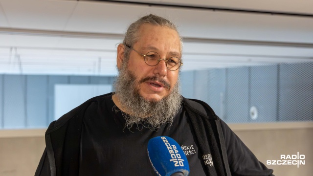 Maciej Burdzy. Fot. Robert Stachnik [Radio Szczecin] Historia pieców piekarniczych w szczecińskim muzeum [ZDJĘCIA]