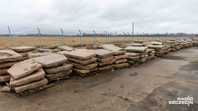 Fot. Robert Stachnik [Radio Szczecin] Kontrowersje wokół remontu alei Jana Pawła II. Ustalenia Radia Szczecin [ZDJĘCIA]