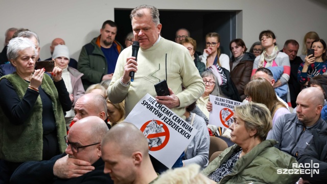 Fot. Robert Stachnik [Radio Szczecin] Mieszkańcy Kijewa przeciwni budowie ośrodka jeździeckiego. Inwestor myśli nad zmianą lokalizacji [ZDJĘCIA]