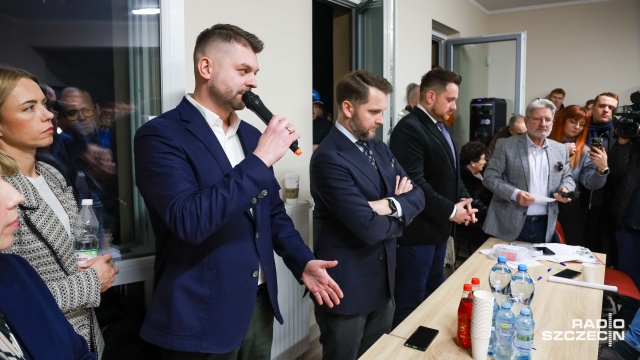 Fot. Robert Stachnik [Radio Szczecin] Mieszkańcy Kijewa przeciwni budowie ośrodka jeździeckiego. Inwestor myśli nad zmianą lokalizacji [ZDJĘCIA]