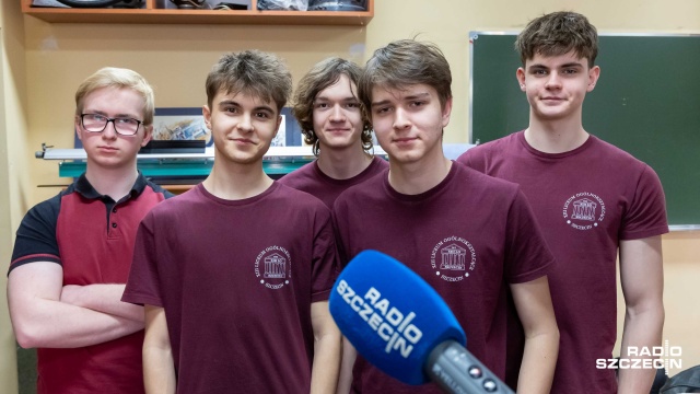 Fot. Robert Stachnik [Radio Szczecin] Szczecińscy uczniowie chcą wysłać puszkę... w kosmos [ZDJĘCIA]