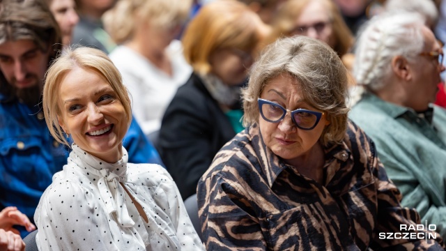 Fot. Robert Stachnik [Radio Szczecin] Słuchowisko "Dom na klifie" w studiu S1 Radia Szczecin [WIDEO, ZDJĘCIA]