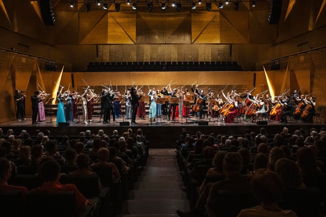 Fot. Hubert Grygielewicz [Materiały prasowe Baltic Neopolis Orchestra] Wirtuozowskie zakończenie 8. Festiwalu Szczecin Classic w Złotej Sali Filharmonii [ZDJĘCIA]