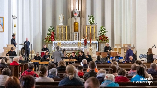 Fot. Robert Stachnik [Radio Szczecin] Koncert Orkiestry Perkusyjnej Gamelan w Dzień Godności [ZDJĘCIA]