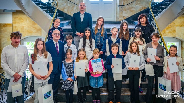 Fot. Robert Stachnik [Radio Szczecin] Artystyczna podróż do Skandynawii - wernisaż wystawy prac młodych artystów [ZDJĘCIA]