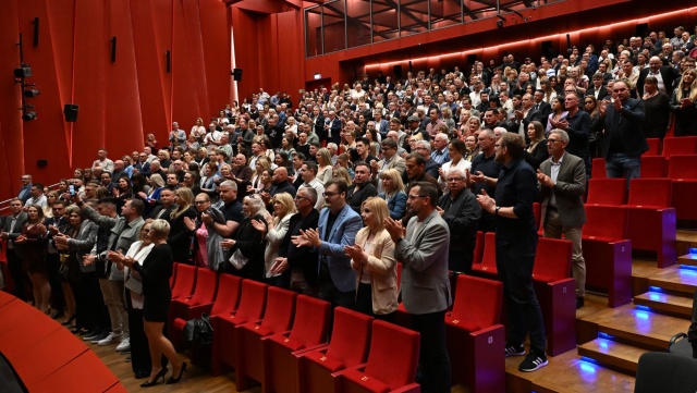 Fot. PAP/Marcin Bielecki "Najważniejsze mecze rozgrywa się poza boiskiem". Premiera filmu o Robercie Dymkowskim [ZDJĘCIA]