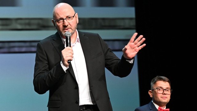 Fot. PAP/Marcin Bielecki "Najważniejsze mecze rozgrywa się poza boiskiem". Premiera filmu o Robercie Dymkowskim [ZDJĘCIA]
