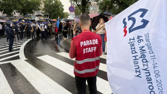 Fot. Krzysztof Cichocki [Radio Szczecin] Przedstawiciele ponad 80 miast w Stargardzie. Ulicami przeszła parada [ZDJĘCIA]
