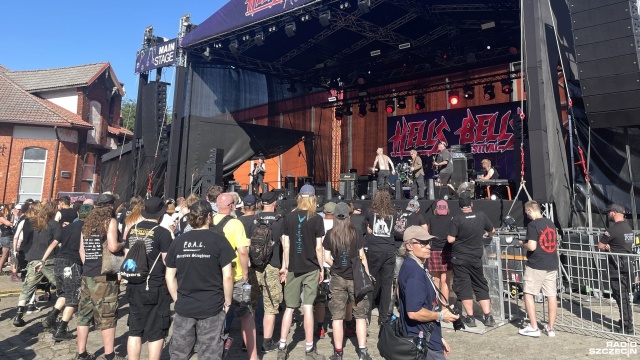 Fot. Katarzyna Filipowiak [Radio Szczecin] Metalowe riffy na Łasztowni. Trwa Hells Bells Festival [ZDJĘCIA]
