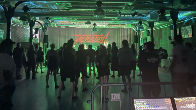 Fot. Katarzyna Filipowiak [Radio Szczecin] Metalowe riffy na Łasztowni. Trwa Hells Bells Festival [ZDJĘCIA]