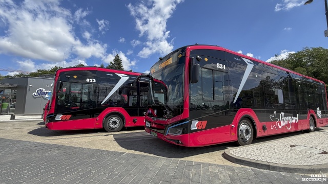 Fot. Maciej Papke [Radio Szczecin] Mieszkańcy Stargardu zachwyceni nowymi elektrycznymi autobusami [WIDEO, ZDJĘCIA]