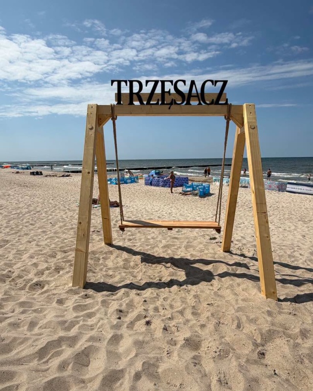 Fot. facebook.com/rewal.pl Nowa atrakcja na plażach Gminy Rewal [ZDJĘCIA]