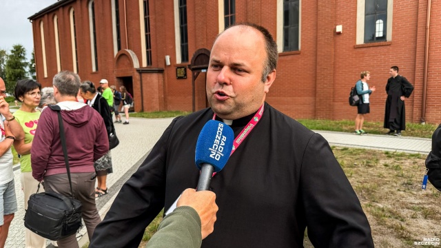 Fot. Wojciech Ochrymiuk [Radio Szczecin] Wyruszyła 42. Szczecińska Piesza Pielgrzymka na Jasną Górę [WIDEO, ZDJĘCIA]