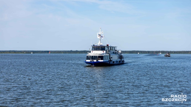 Fot. Robert Stachnik [Radio Szczecin] Tramwajem wodnym do Świnoujścia wydłużoną trasą [ZDJĘCIA]