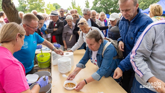 Fot. Robert Stachnik [Radio Szczecin] W Nowym Warpnie leszcz smażony w kremie oraz pierogi na czas [WIDEO, ZDJĘCIA]