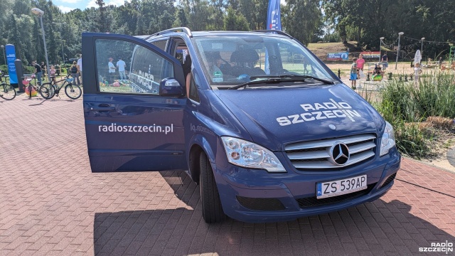 Fot. Maciej Papke [Radio Szczecin] Konkursy, zabawy, sport i żeglarstwo, czyli "Trzebież na Fali z Radiem Szczecin" [ZDJĘCIA]