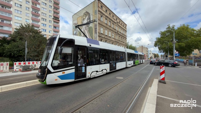 Fot. Robert Stachnik [Radio Szczecin] Tramwaje linii 11 i 12 wróciły na Pomorzany [ZDJĘCIA]