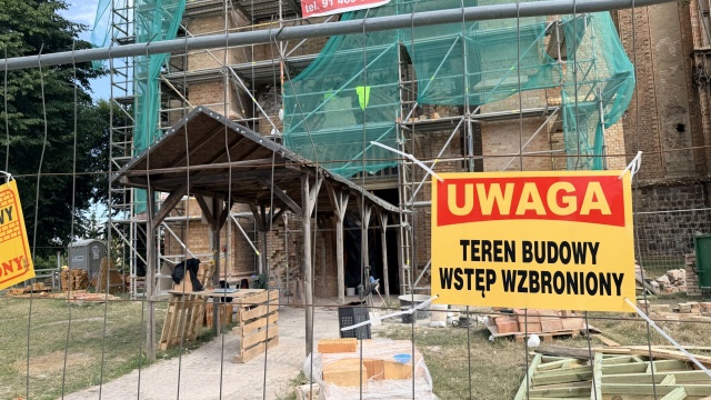 Fot. Weronika Łyczywek [Radio Szczecin] Kościół Mariacki w Chojnie odzyskuje dawny blask [ZDJĘCIA]