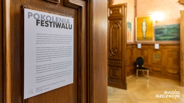 Fot. Robert Stachnik [Radio Szczecin] Nowa wystawa w Willi Lentza. "Wypracowany realizm, takie zatopienie w naturze" [ZDJĘCIA]