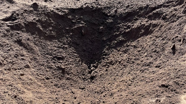 Fot. 5. Pułk Inżynieryjny Saperzy podjęli bombę znalezioną w pobliżu węzła Kijewo [ZDJĘCIA]