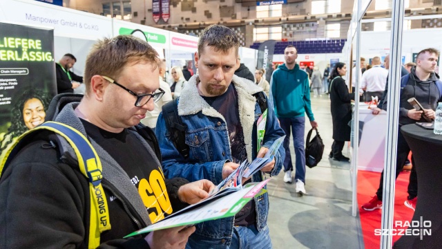 Fot. Robert Stachnik [Radio Szczecin] 70 firm szuka pracowników na trwających Targach Pracy [ZDJĘCIA]