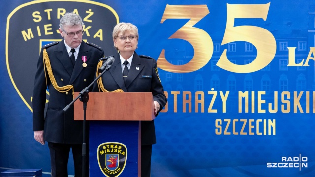 Fot. Robert Stachnik [Radio Szczecin] "Staramy się być wszędzie tam, gdzie nas potrzeba". Szczecińska Straż Miejska świętuje 35-lecie [ZDJĘCIA]