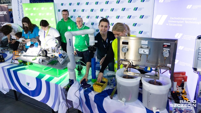 Fot. Robert Stachnik [Radio Szczecin] Energia dla młodych. Branża energetyczna zachęca do siebie uczniów [ZDJĘCIA]