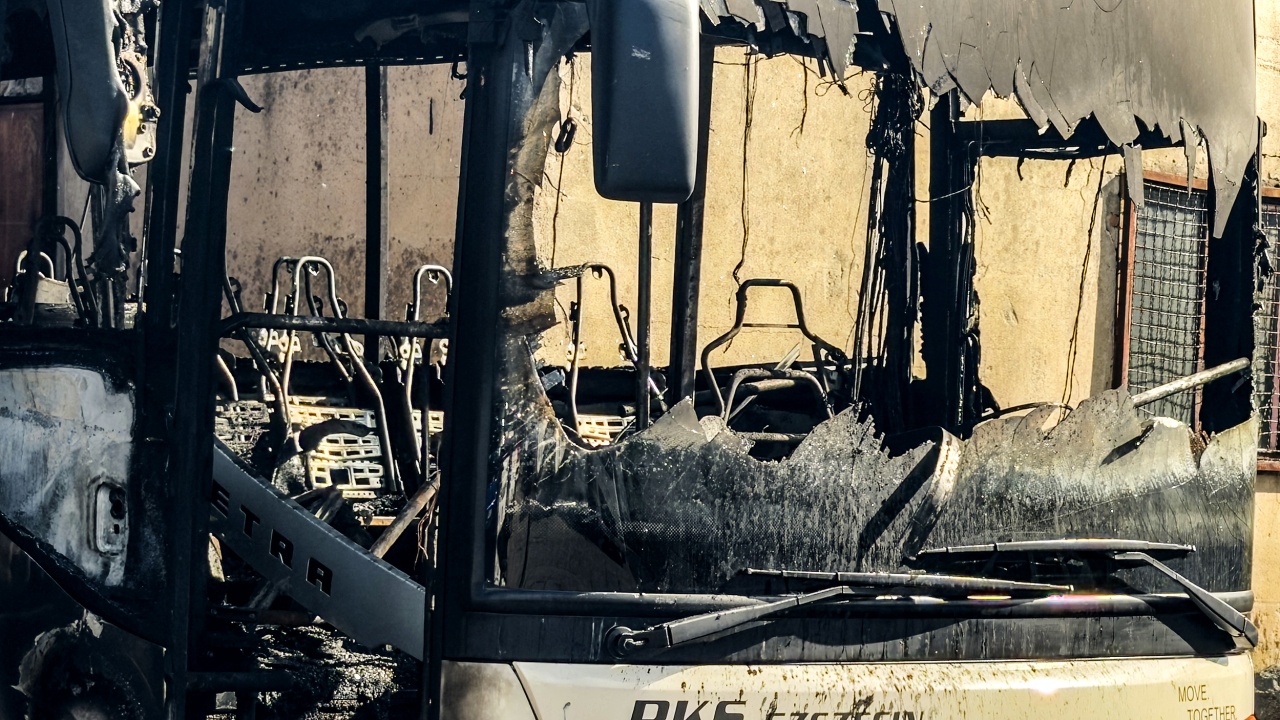 Policja: pożar autobusów to nie było podpalenie [ZDJĘCIA]
