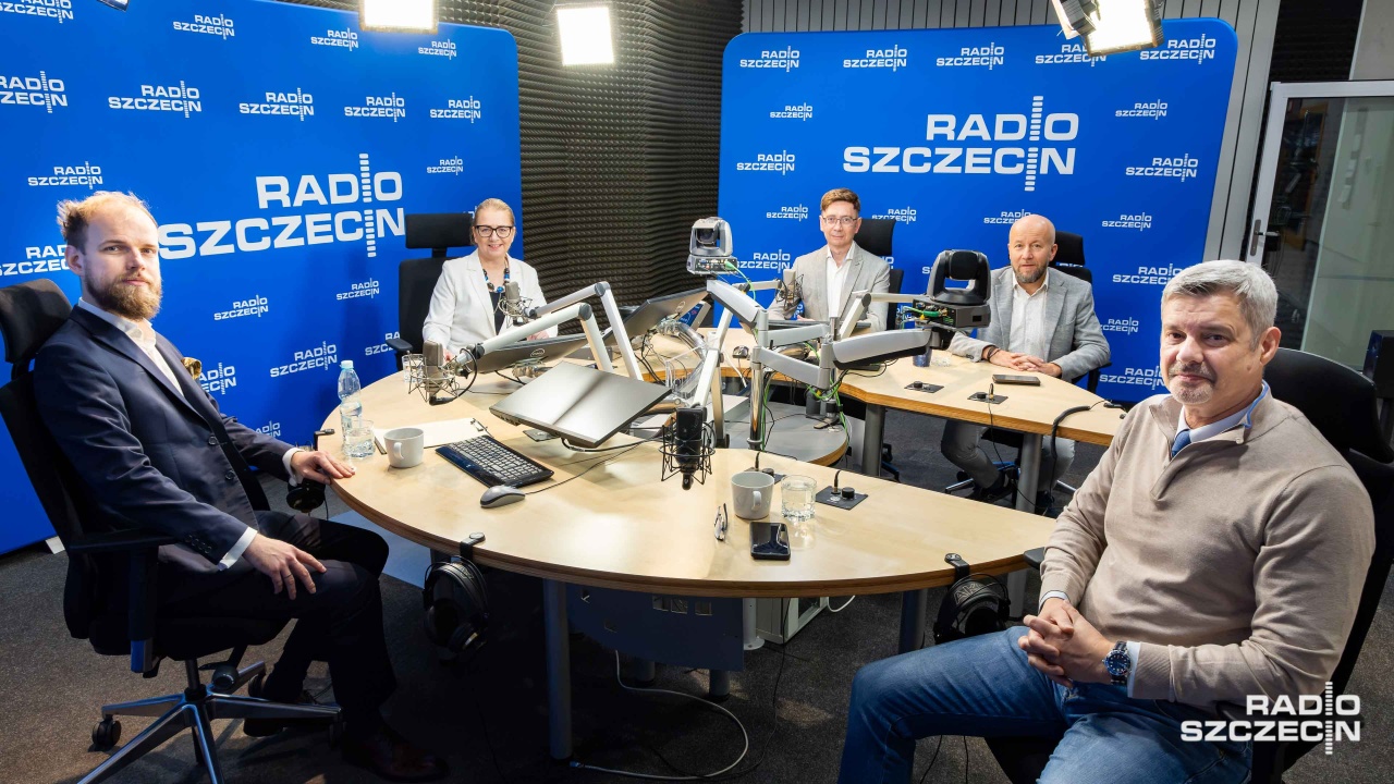 Goście "Kawiarenki politycznej" o przyszłości Kępy Parnickiej [WIDEO]