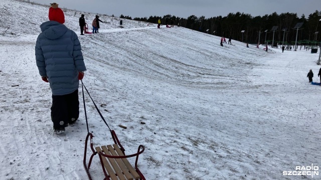 Na mapie Świnoujścia oficjalnie widnieje od około dwóch lat i jest najwyżej położonym punktem w mieście. Górka rekreacyjna, powstała z urobku po wydrążonym tunelu, sprawdza się nie tylko latem.