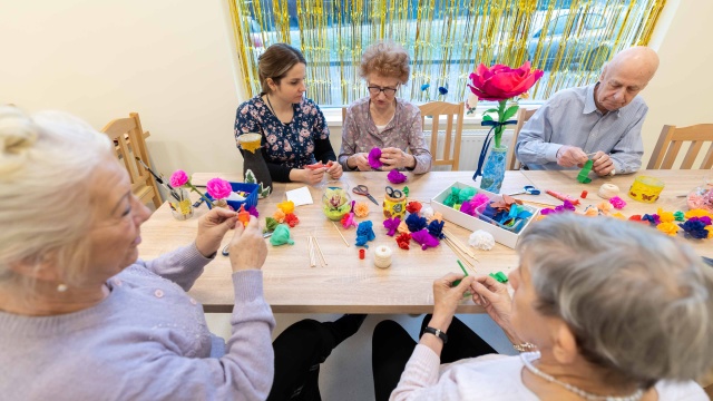 Od stycznia osoby po 60. roku życia mogą korzystać w Szczecinie z warsztatów z ekspertami, zajęć plastycznych albo sportowych.