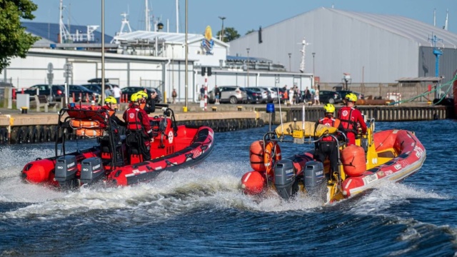 Osiem pojazdów terenowych oraz jednostki pływające uzupełnią flotę Morskiej Służby Poszukiwania i Ratownictwa
