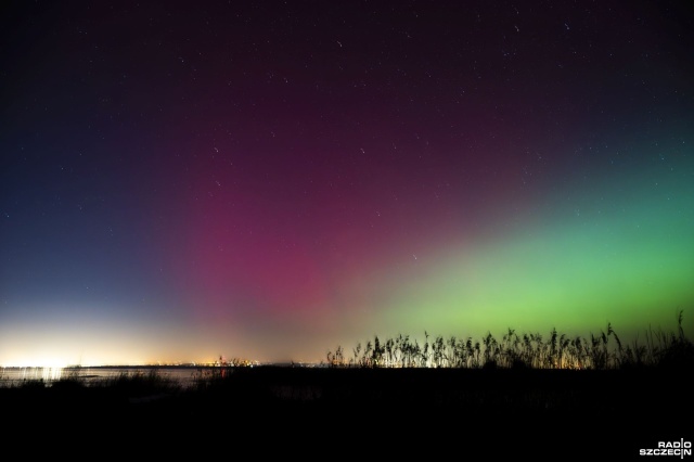 Niebo nad Pomorzem Zachodnim mieniło się w nocy milionami kolorów. Wszystko przez potężny obłok plazmy wyrzucony z atmosfery słonecznej i po interakcji z polem magnetycznym naszej planety.
