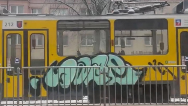 Nie wszystkie szczecińskie tramwaje powróciły do zajezdni w nienaruszonym stanie.