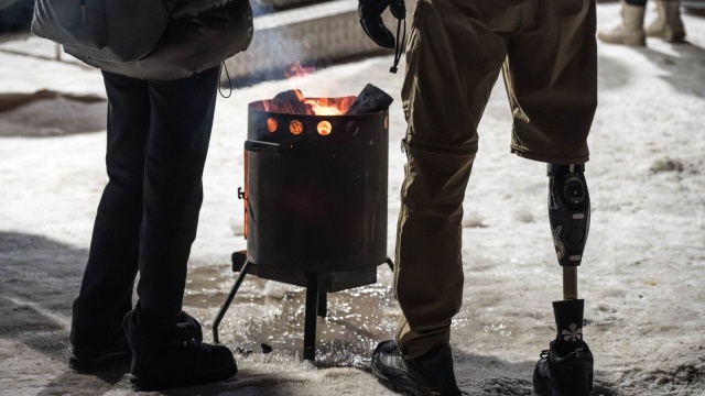 Rosjanie zaatakowali nocą Ukrainę ponad 500 dronami uderzeniowymi i ponad 60 rakietami różnego typu. Tak wynika ze wstępnych szacunków. Atakowali między innymi Kijów i Charków