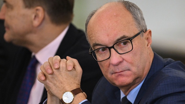 Ustawka się nie udała - tak marszałek Sejmu komentuje punkt Rady Bezpieczeństwa Narodowego, która odbyła się w środę, poświęcony jego kontaktom towarzyskim. Taki temat posiedzenia zaproponował prezydent Karol Nawrocki.