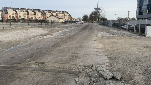 Gmina Dobra otrzymała dofinansowanie z Rządowego Funduszu Rozwoju Dróg na remont ulicy Klubowa w Skarbimierzycach.