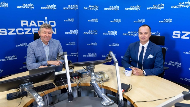 Jeśli wojna w Iranie będzie trwać jeszcze przez tydzień lub dwa, możemy się spodziewać, że ropa osiągnie cenę stu dolarów za baryłkę - mówił w Rozmowie pod krawatem ekonomista prof. Jarosław Korpysa z Uniwersytetu Szczecińskiego.