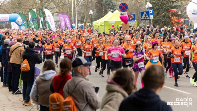 Uśmiech, ruch, ale też nutka rywalizacji. Panie opanowały Jasne Błonia, gdzie odbyła się 16. edycja SANPROBI Biegu Kobiet.