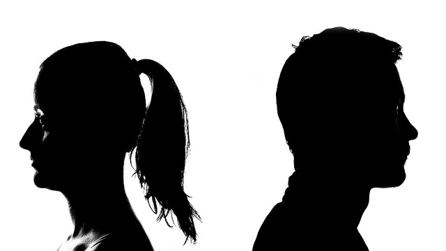 Sejm pracuje nad przepisami, które mają ułatwić uzyskanie rozwodu. Jeśli projekt wejdzie w życie, to część osób będzie mogła rozwiązać swoje małżeństwo na drodze pozasądowej.