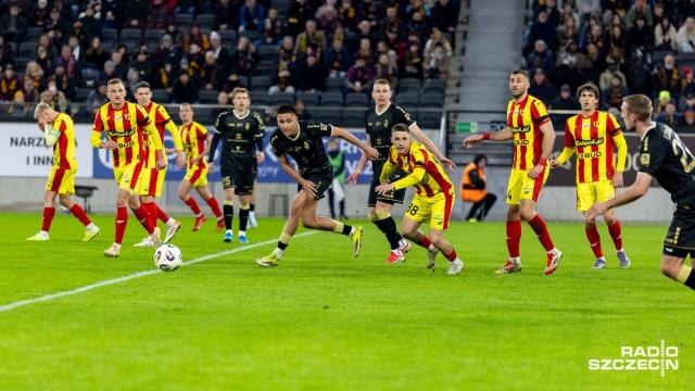 Pogoń Szczecin pokonała u siebie Koronę Kielce 2:1 (0:1) w meczu 25. kolejki piłkarskiej Ekstraklasy.