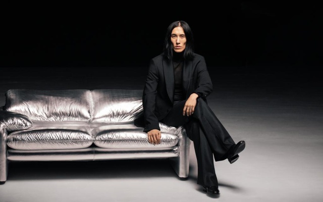 Wybór odpowiedniego obuwia to zadanie wymagające wiedzy oraz uwagi. Dobrze dobrane buty wpływają na nasz codzienny komfort i prezencję. Warto poznać cechy, które odróżniają trwałe modele od tych wykonanych z tanich surowców.