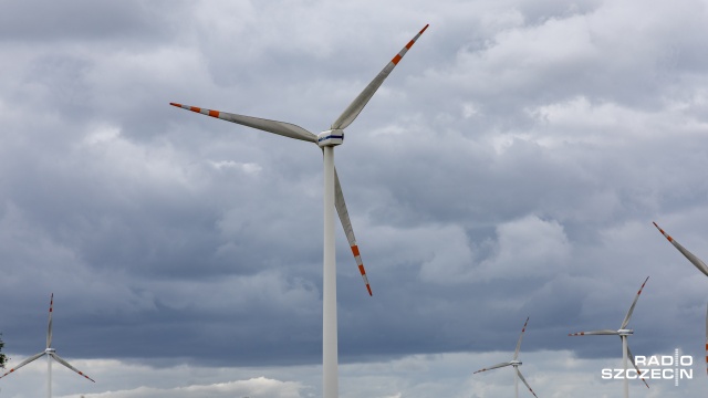 Wszystkie elementy przejściowe, które połączą fundamenty z turbinami na farmie Batic Power, zostały zainstalowane - poinformował Orlen.