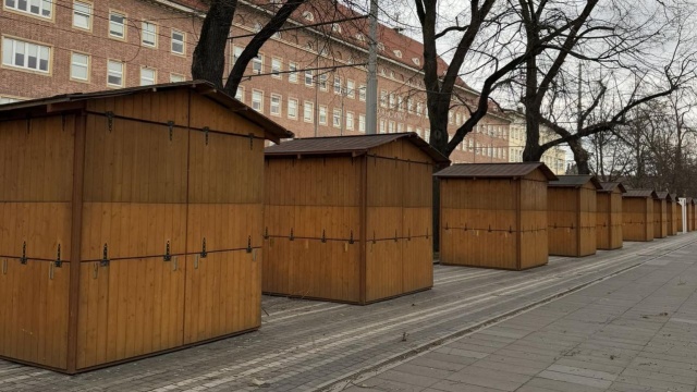 Trwają ostatnie przygotowania do szczecińskiego Jarmarku Wielkanocnego. Wydarzenie odbędzie się w Alei Kwiatowej. Potrwa od piątku do niedzieli.