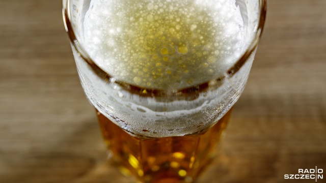 Czy Kołobrzeg pójdzie drogą Szczecina Nad morzem pojawiła się propozycja wprowadzenia nocnej prohibicji. Autorami pomysłu są miejscowi radni.