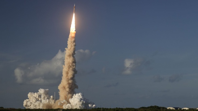 Długo oczekiwanaksiężycowamisja NASA Artemis II wysłała czterech astronautów w 10-dniową podróż wokół Księżyca.