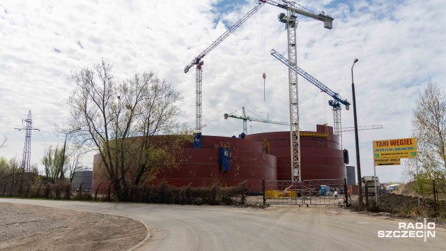 Nielegalna budowa bazy paliw przy ul. Szklanej - to temat piątkowej komisji budownictwa szczecińskiej Rady Miasta.