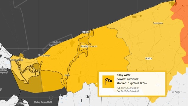Instytut Meteorologii i Gospodarki Wodnej wydał alerty I i II stopnia przed silnym wiatrem w woj. pomorskim i zachodniopomorskim oraz I stopnia w woj. warmińsko-mazurskim. Dla rejonu wybrzeża wydano również alert RCB.