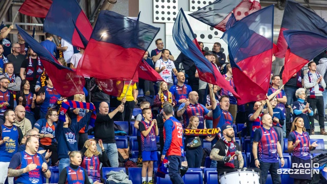 King Szczecin z kolejnym zwycięstwem w Orlen Basket Lidze. Wilki Morskie w hali Enea Arena pokonały MKS Dąbrowa Górnicza 102:89.